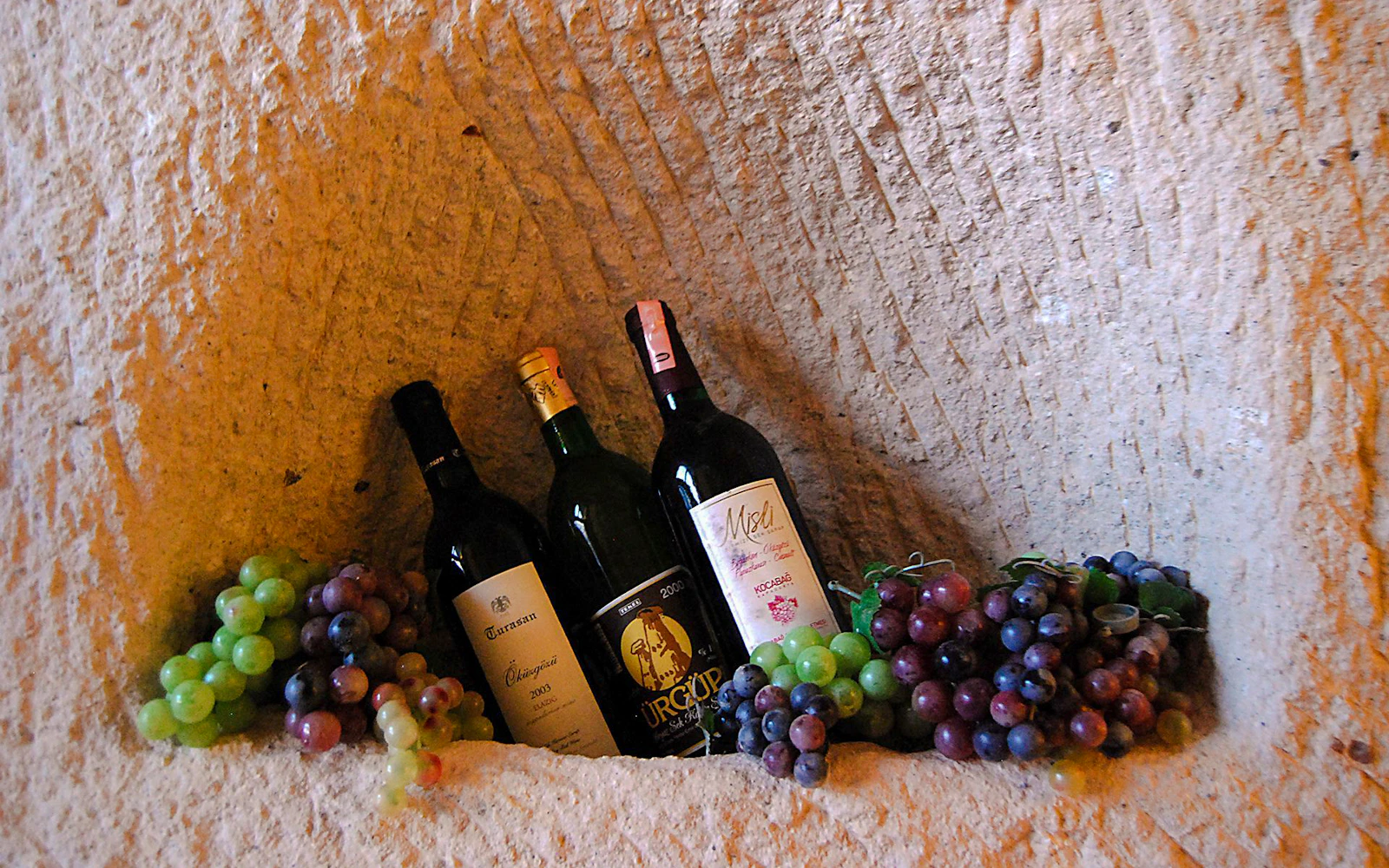 Cappadocia: Avanos City Tour with Pottery Workshop & Wine Cellar Tasting Image 4