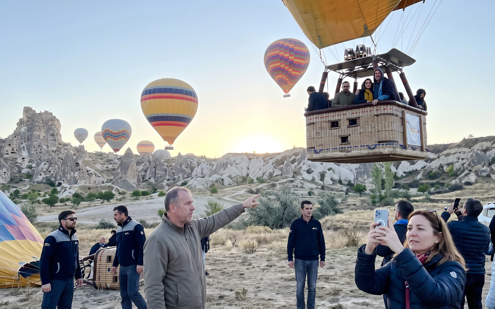 Cappadocia: Sunrise Hot Air Balloon Flight over the Fairy Chimneys