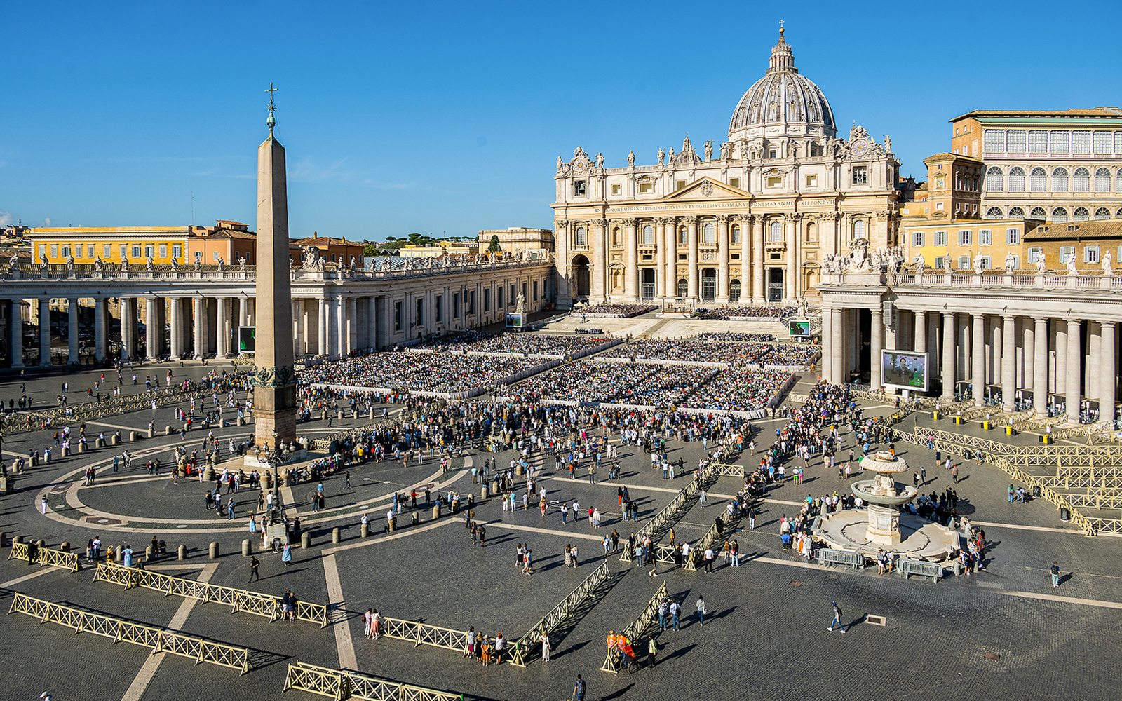Panoramic view of St. Peter's Square