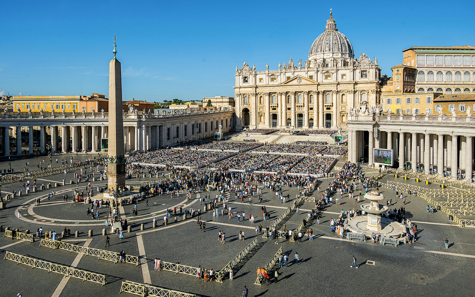 Panoramic view of St. Peter's Square