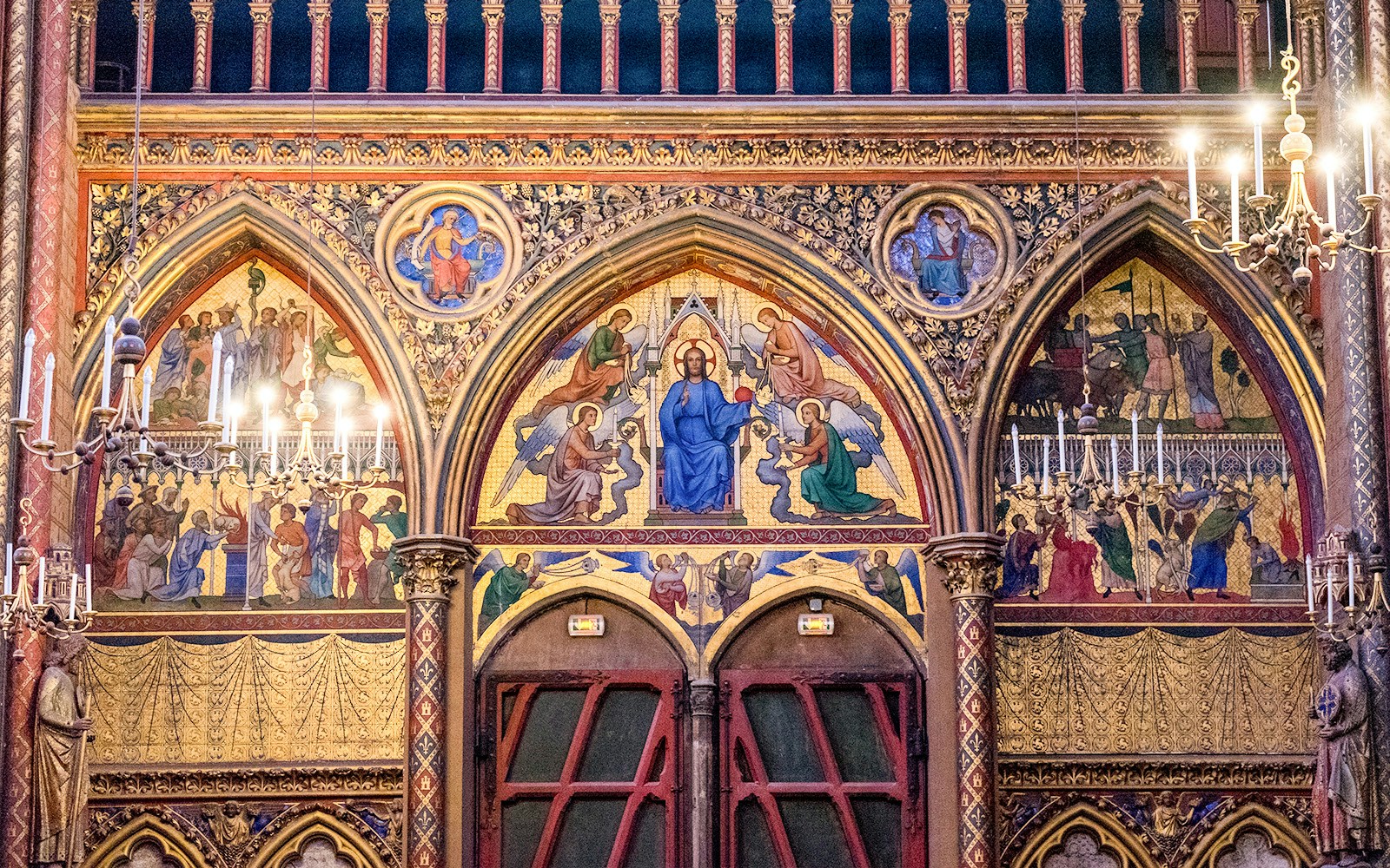 Vigrin Mary's Annunciation wall paintings in Sainte-Chapelle, Paris.