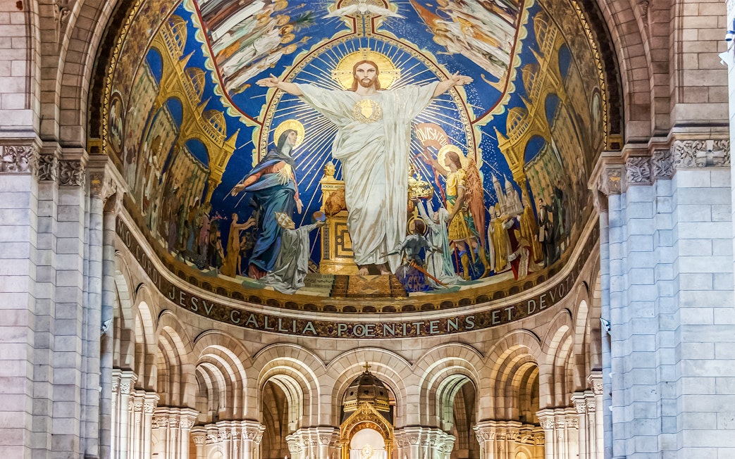 Mosaic of Christ in Sacré Coeur Basilica, Paris, on Montmartre and Sacré Coeur Walking Tour.