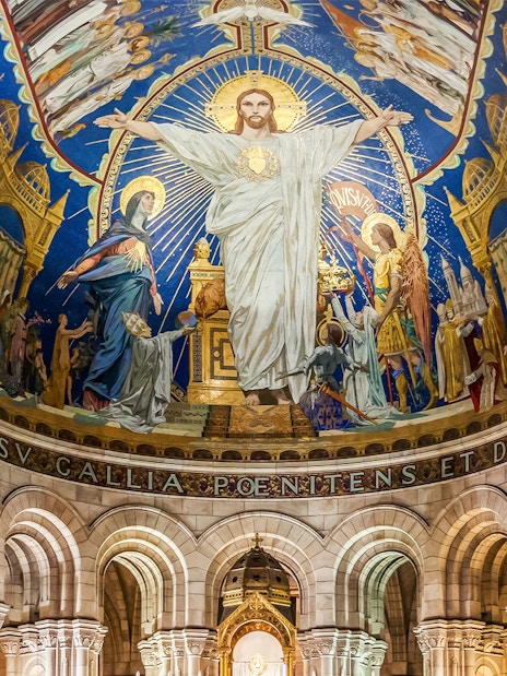 Mosaic of Christ in Sacré Coeur Basilica, Paris, on Montmartre and Sacré Coeur Walking Tour.