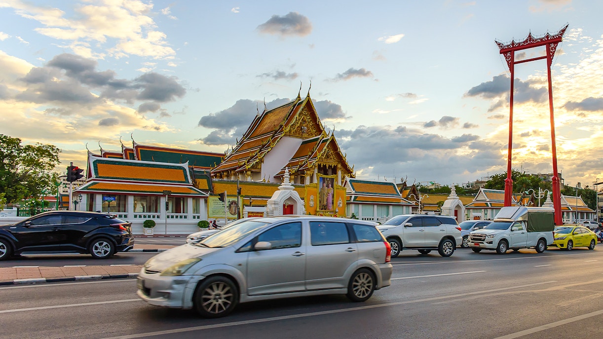 Driving to Ancient Siam by Car