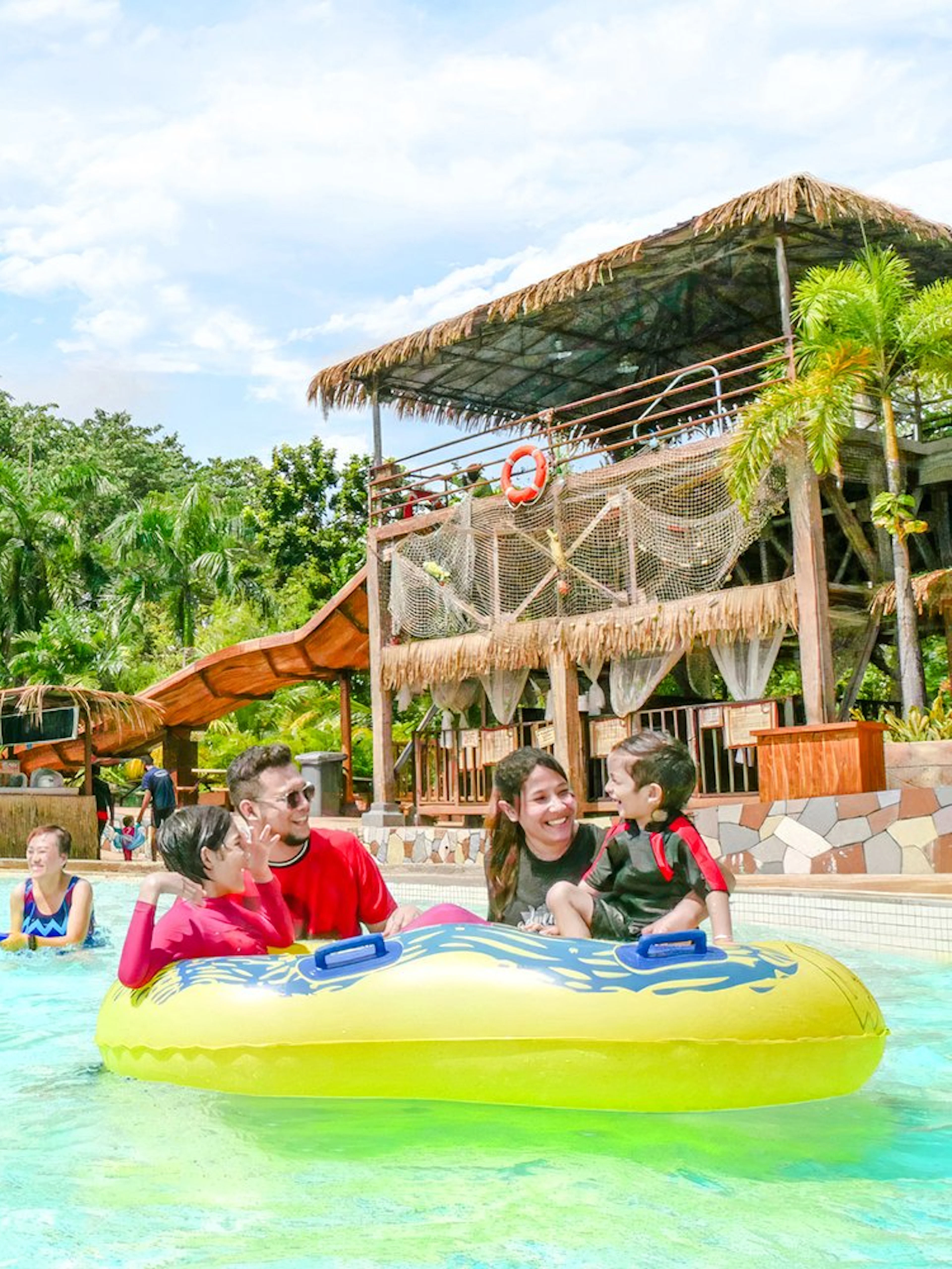 Friends and family enjoying the pool at Wet World Water Park Shah Alam.