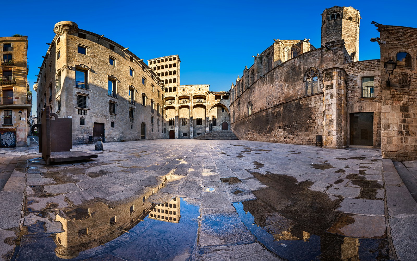 Plaça del Rei courtyard with medieval architecture in Barcelona, Spain.