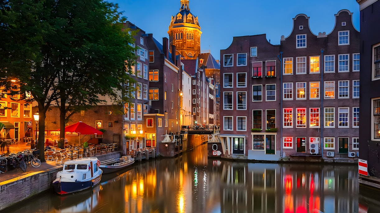 amsterdam hop on hop off boat