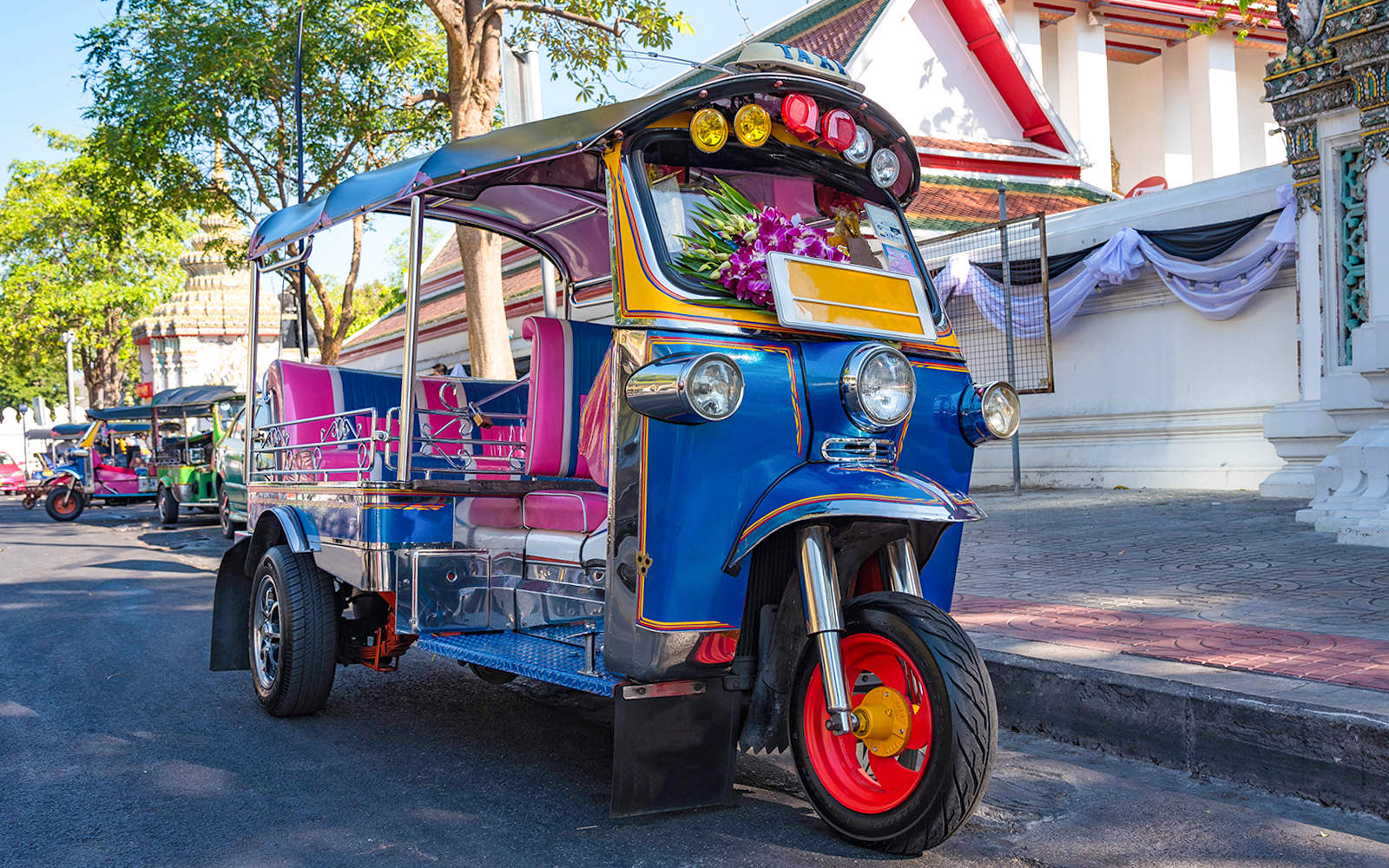 Phuket Fantasea Getting There