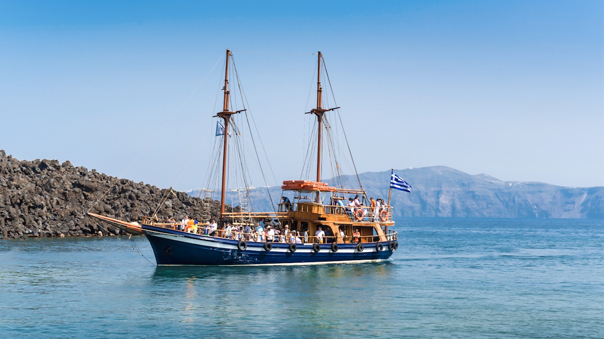 Santorini Sightseeing Cruise