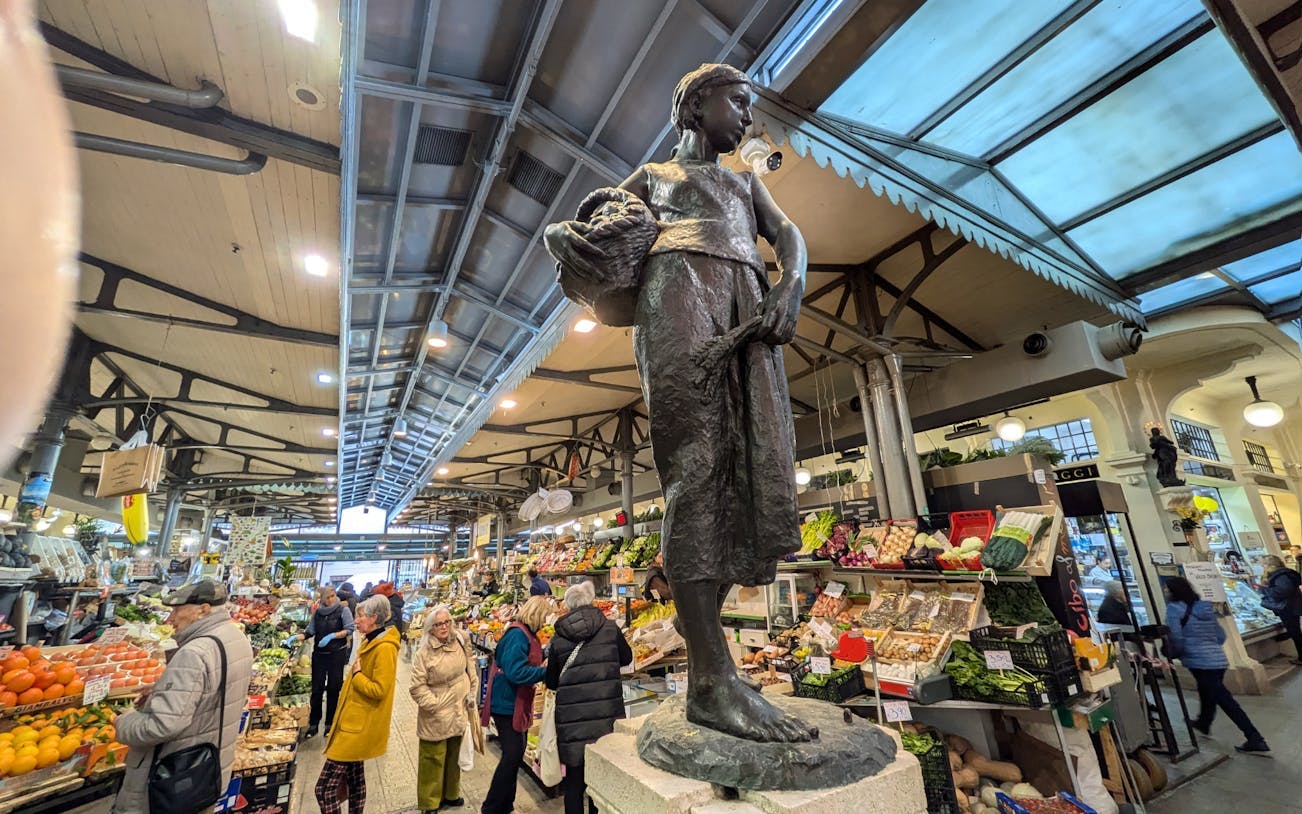 tour gastronómico a pie por módena con taller de vinagre balsámico, degustaciones locales y visitas a los lugares más emblemáticos de la ciudad-1
