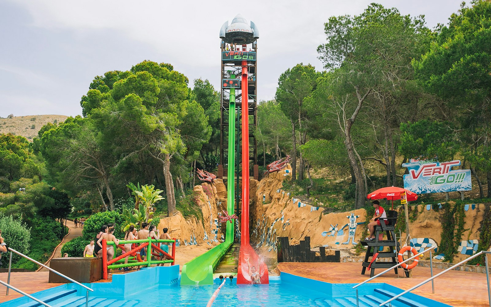 Verti-Go water slide at Aqualandia Benidorm with people preparing to slide down.