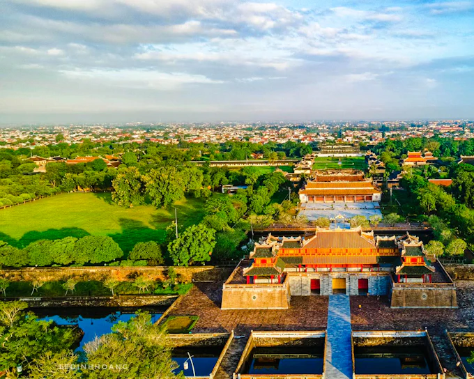 From Da Nang: Hue Imperial City, Khai Dinh Tomb and Thien Mu Pagoda Day Trip