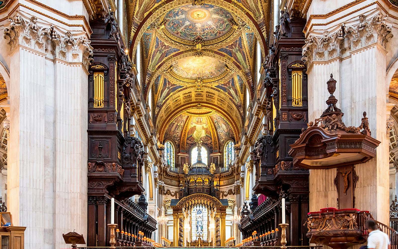 inside st paul's cathedral