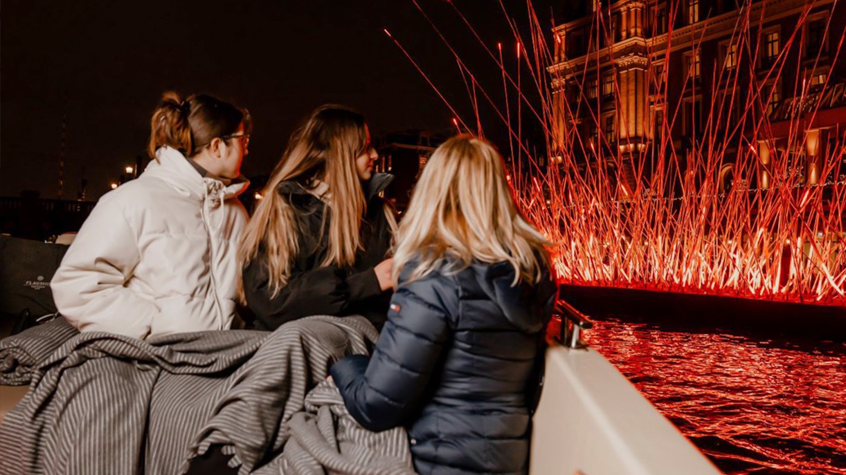 Crucero por los canales de Ámsterdam durante el Festival de las luces