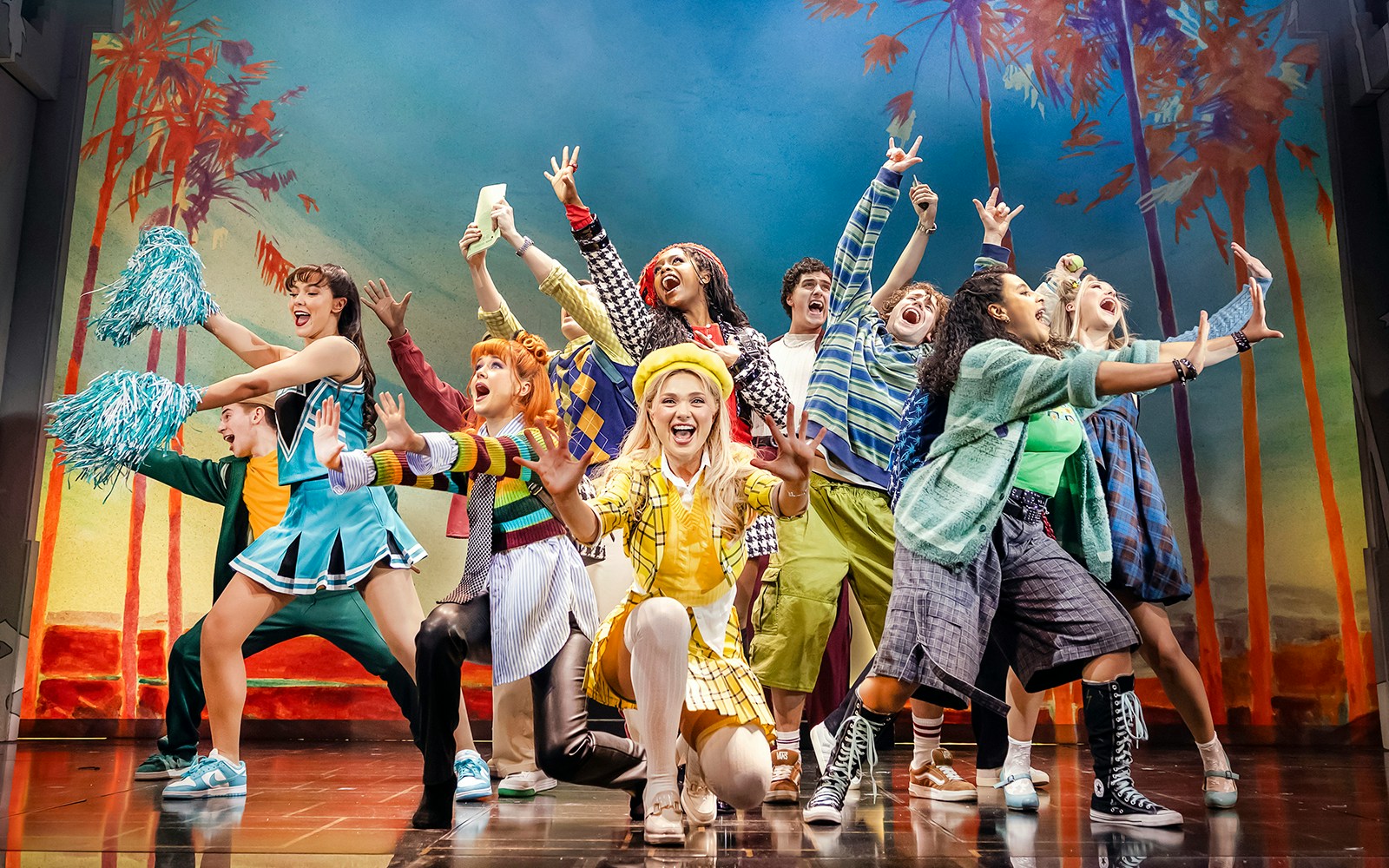 👗 Fashion that’s so Cher!