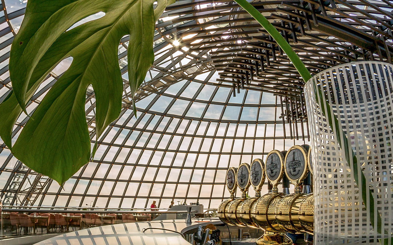 Places to eat at Perlan Museum