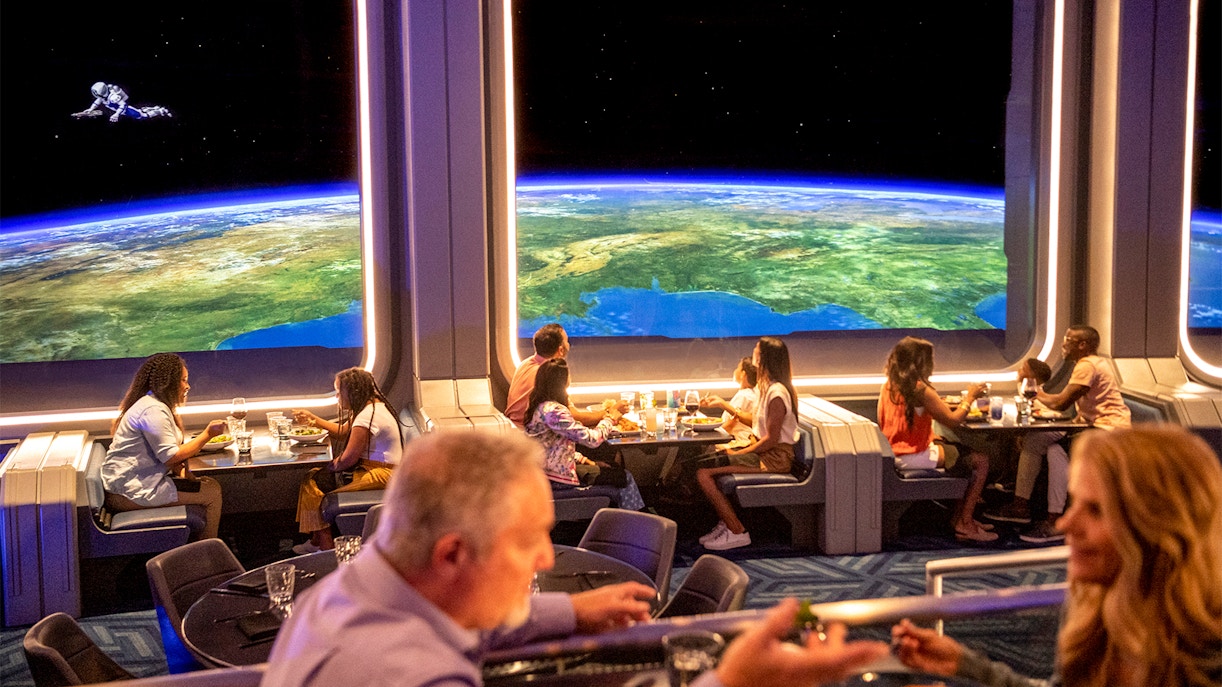 Dining experience with Earth view at Walt Disney World Resort, Orlando.