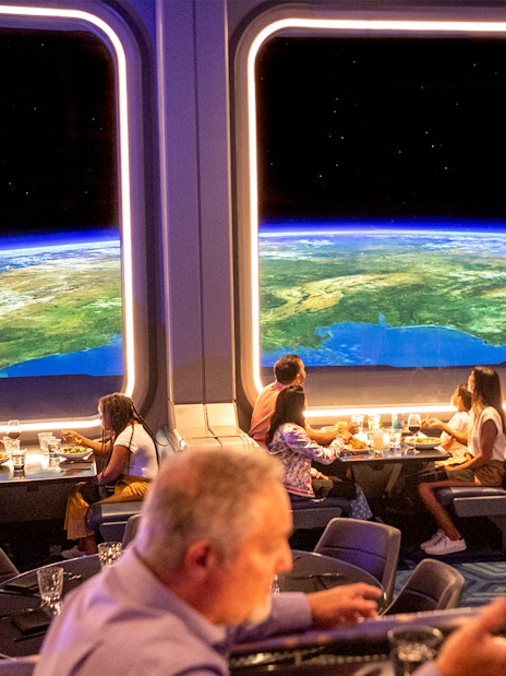 Dining experience with Earth view at Walt Disney World Resort, Orlando.