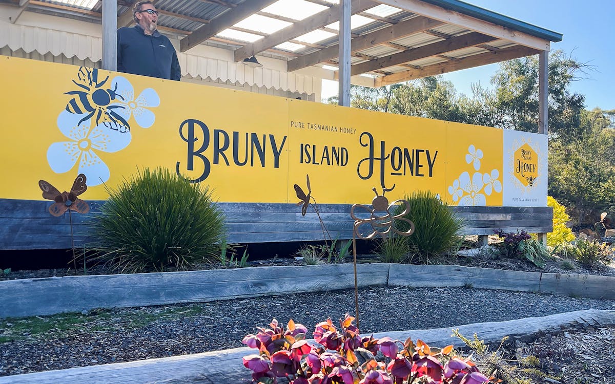 full-day guided tour of bruny island with round-trip hotel transfers from hobart-9 full-day guided tour of bruny island with round-trip hotel transfers from hobart-9