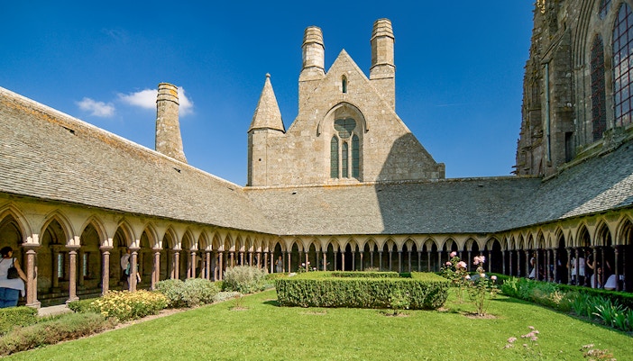 mont saint michel abbey