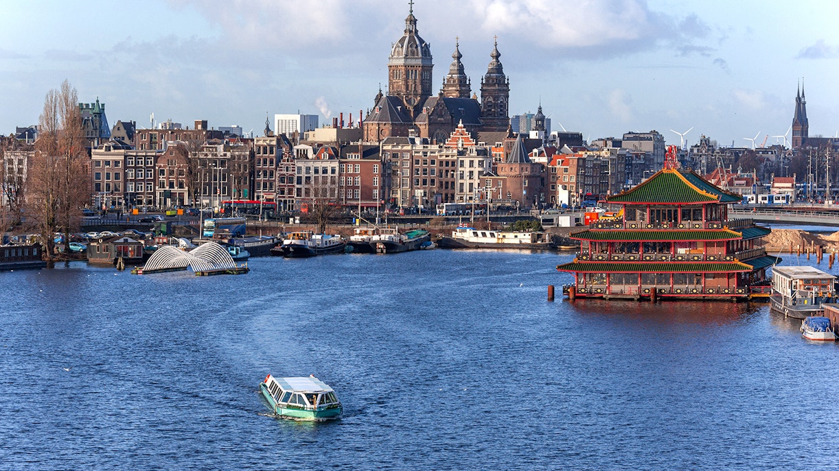 Location Bikes & Segway Tours in Amsterdam