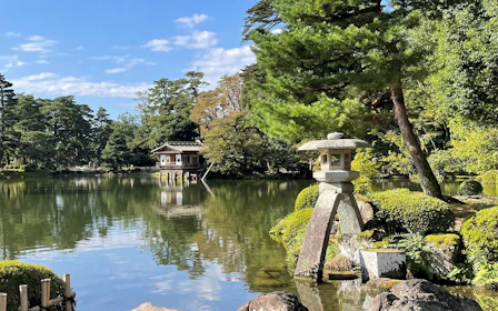 Kenrokuen Garden Entry Tickets