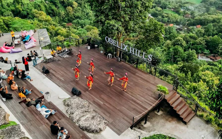 Obelix Hills Entrance Ticket: Panoramic Views, Sunset Access, and 35 Photo Spots