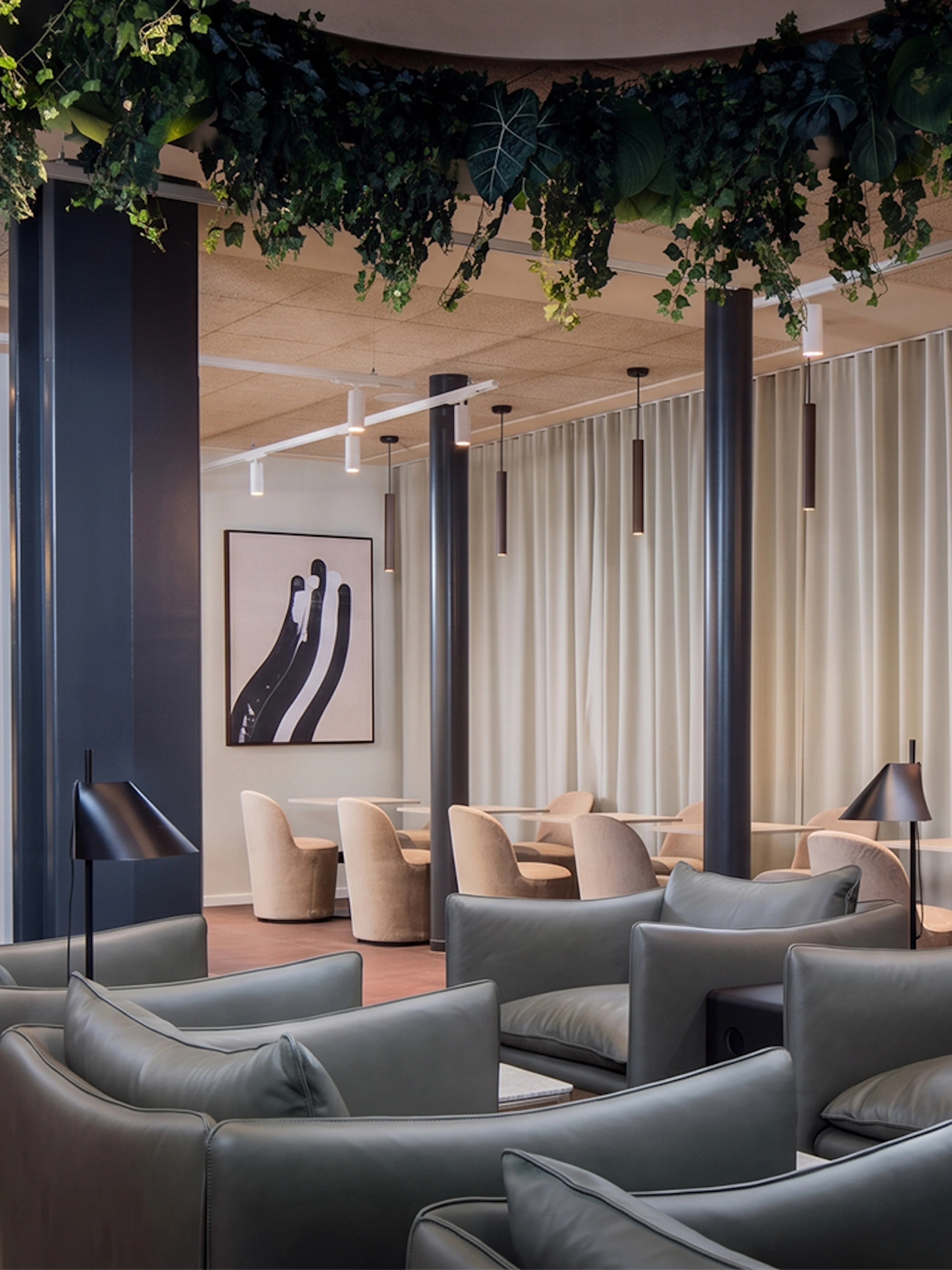 Aspire Lounge seating area with modern decor at Copenhagen Kastrup Airport Terminal 2.