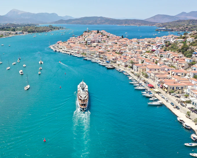 Athens Day Cruise to 3 Islands: Hydra, Poros, Aegina