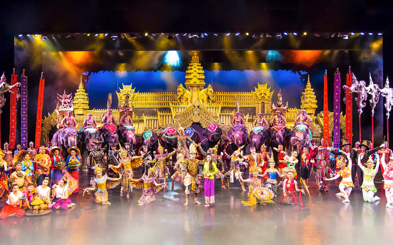Phuket Fantasea-Tickets mit gemeinschaftlichem Hin- und Rücktransfer und optionalem Abendessen — 3