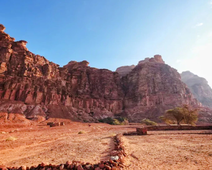 AlUla: Dadan & Jabal Ikmah Guided Tour