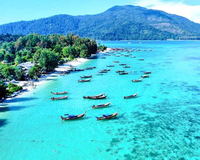 Koh Lipe Private Longtail Boat Island-Hopping and Snorkeling Tour