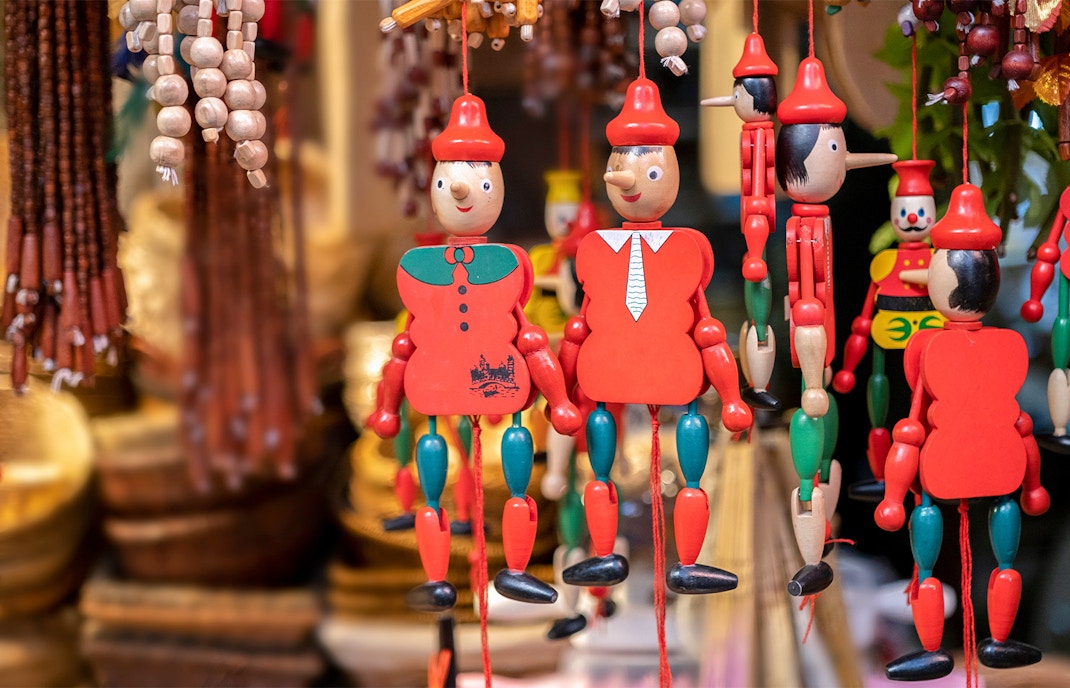 Strozzi Palace Souvenir Shopping