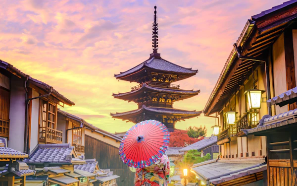 Kyoto: Gion After-Dark Walking Tour – Geisha Culture & Night Sightings with Local Guide