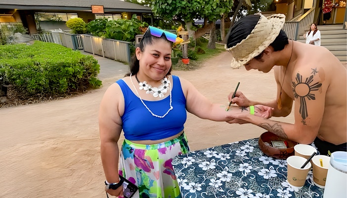 Attire for the evening | What to wear to a luau