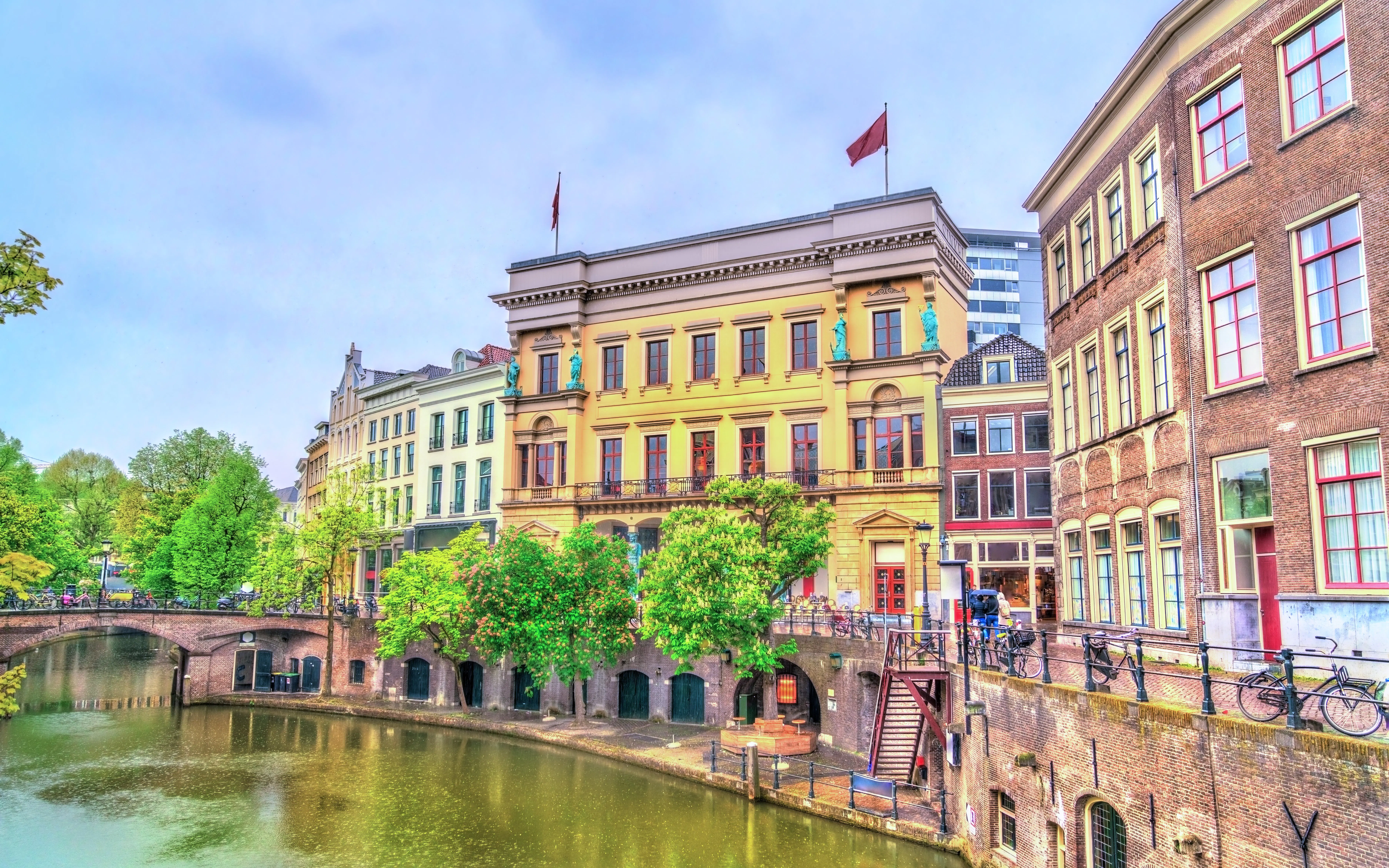 Winkel van Sinkel building along Oudegracht canal in Utrecht, Netherlands.