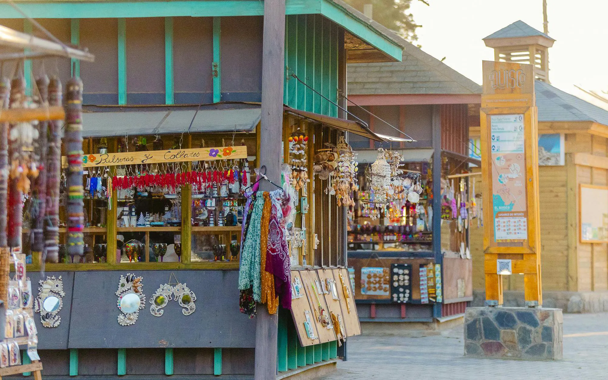 Artisan gift shop at Paseo De Artesanías, Isla Negra, Valparaíso Region, Chile displaying crafts.