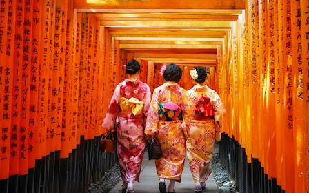 From Kyoto/Osaka: Kinkakuji, Kiyomizu Temple Area, & Fushimi-Inari Shrine Guided Day Tour