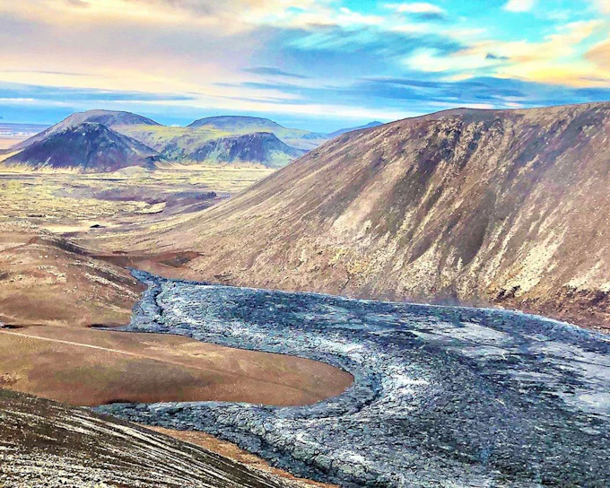 Reykjavik: Full-Day Guided Hike of Reykjanes & Volcanic Eruption Sites with Transfers