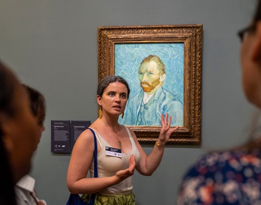 Impressionist paintings at Musée d’Orsay, Paris, with gourmet lunch experience.