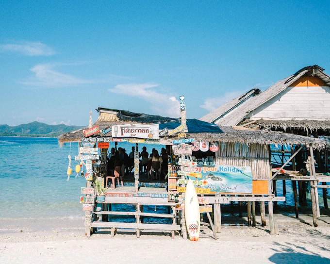 From Phuket: Phi Phi, Maya Bay and Khai Island Speedboat Tour with Lunch (Product 55858)
