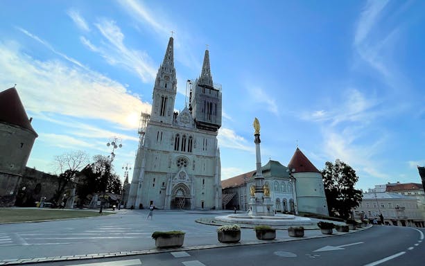 Zagreb Cathedral and Column of the Virgin Mary on a small group tour with funicular ride.