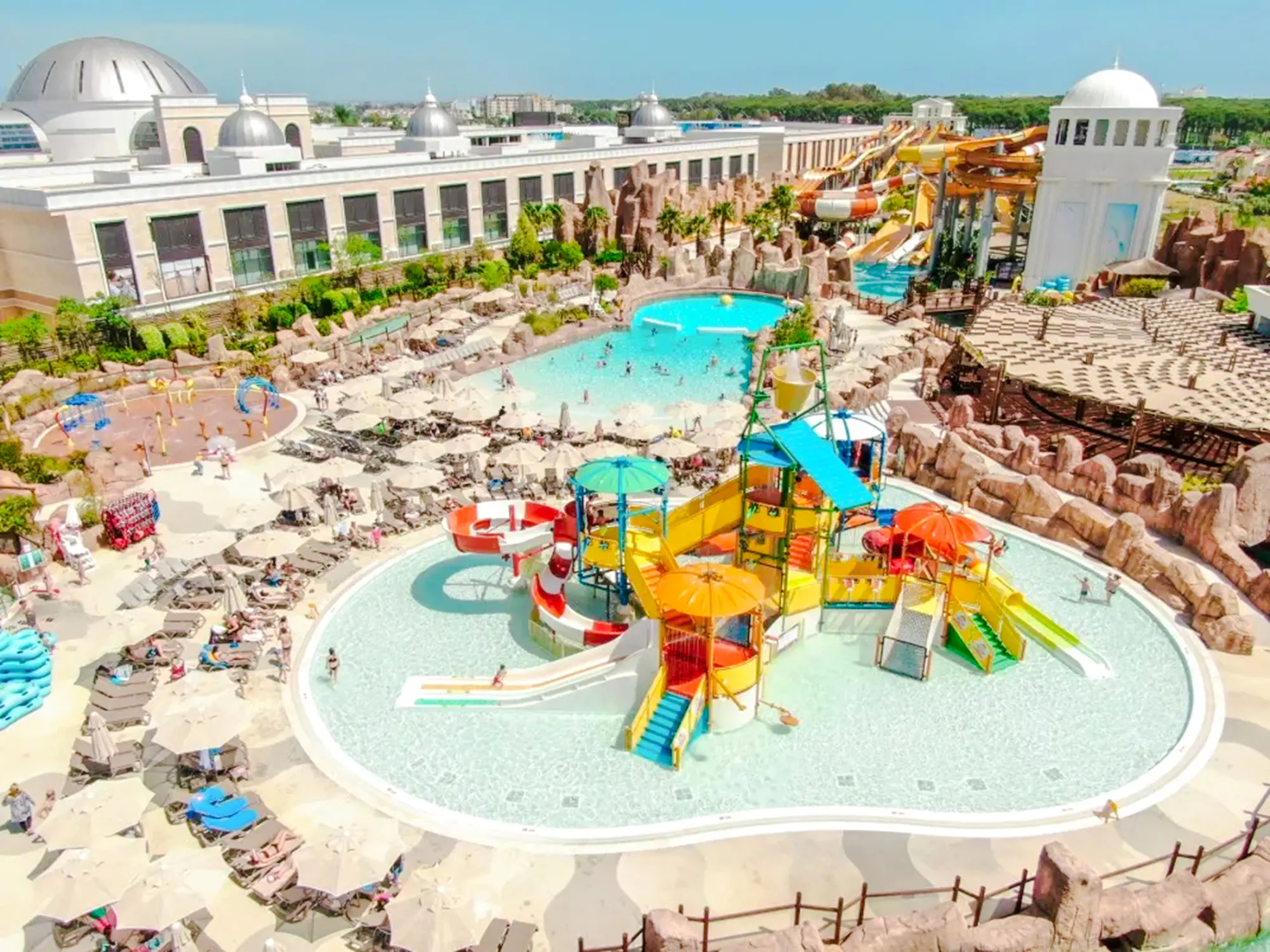 À partir d'Antalya : billets pour le parc d'attractions « The Land of Legends » avec navettes aller-retour depuis votre hôtel — 8
