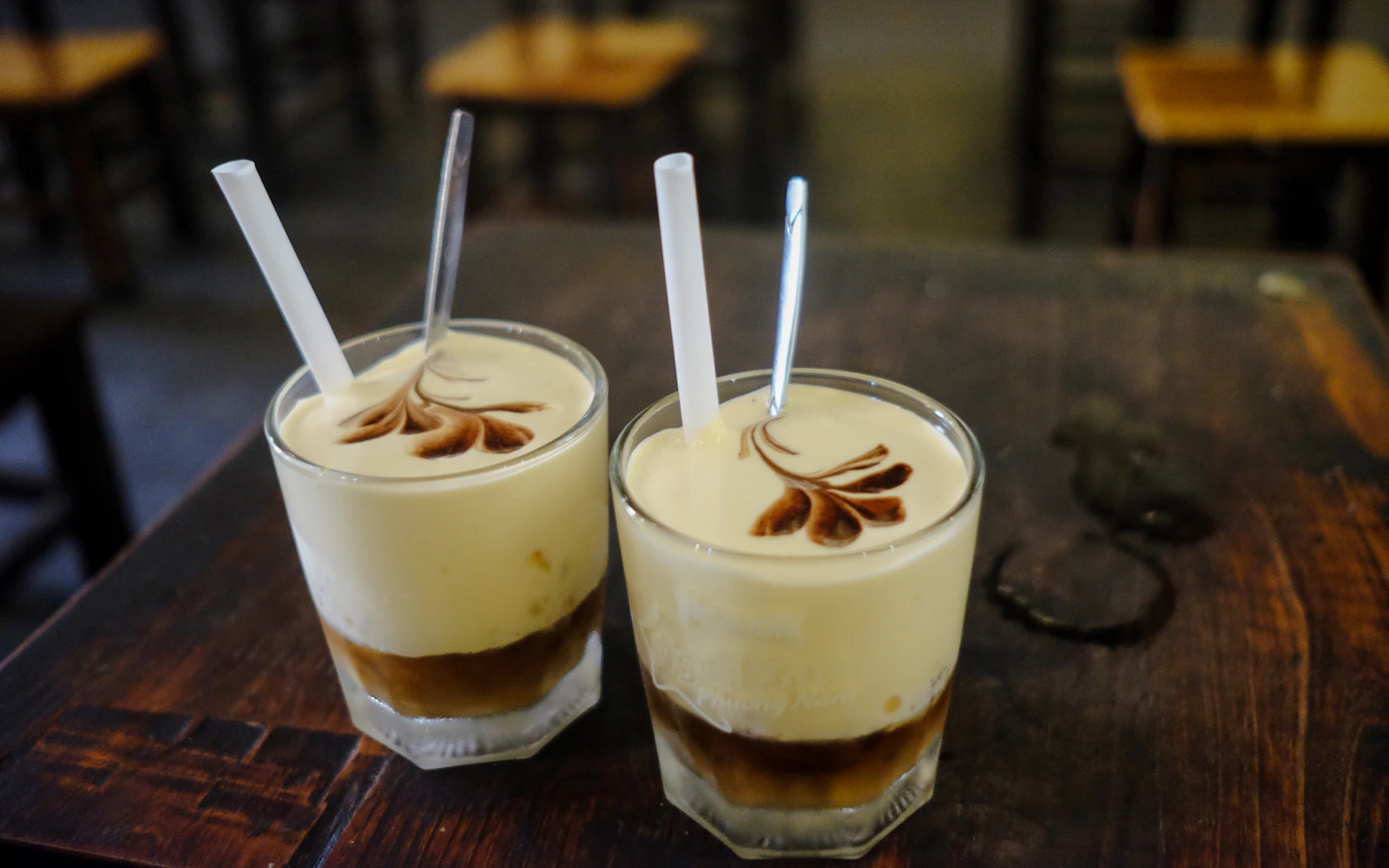 Hanoi Old Quarter Street Food Walking Tour with Train Street Visit