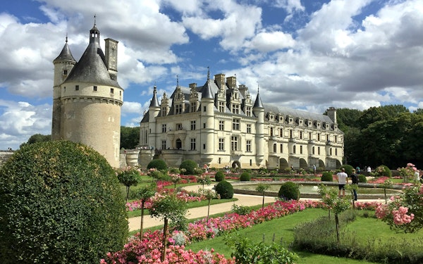 Combo: Chenonceau Castle + Chambord Castle + Royal Blois Castle Skip-the-Line Tickets