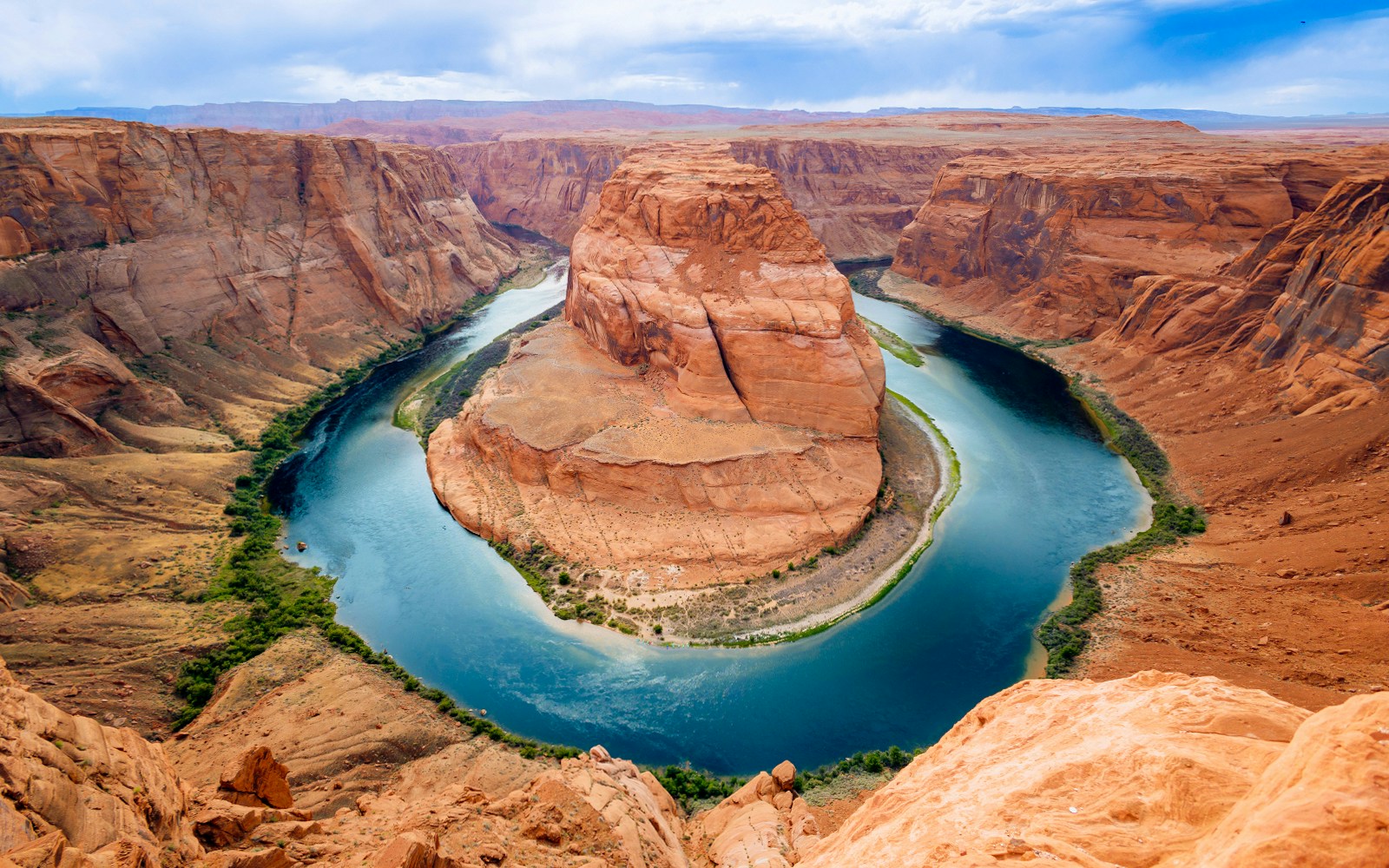 Horseshoe Bend near Antelope Canyon