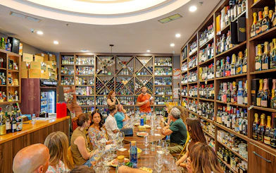 Málaga Andalusian Wine Tasting with 5 Wines and Local Bites