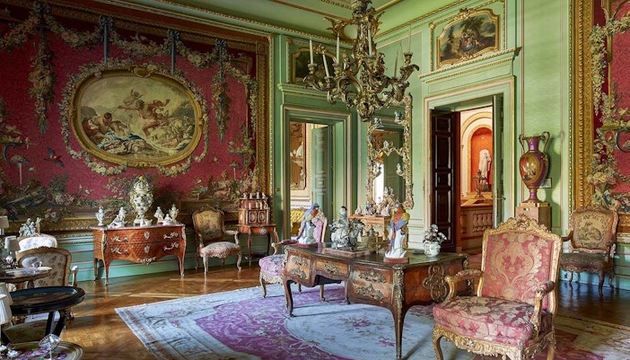 Liria Palace on Weekdays