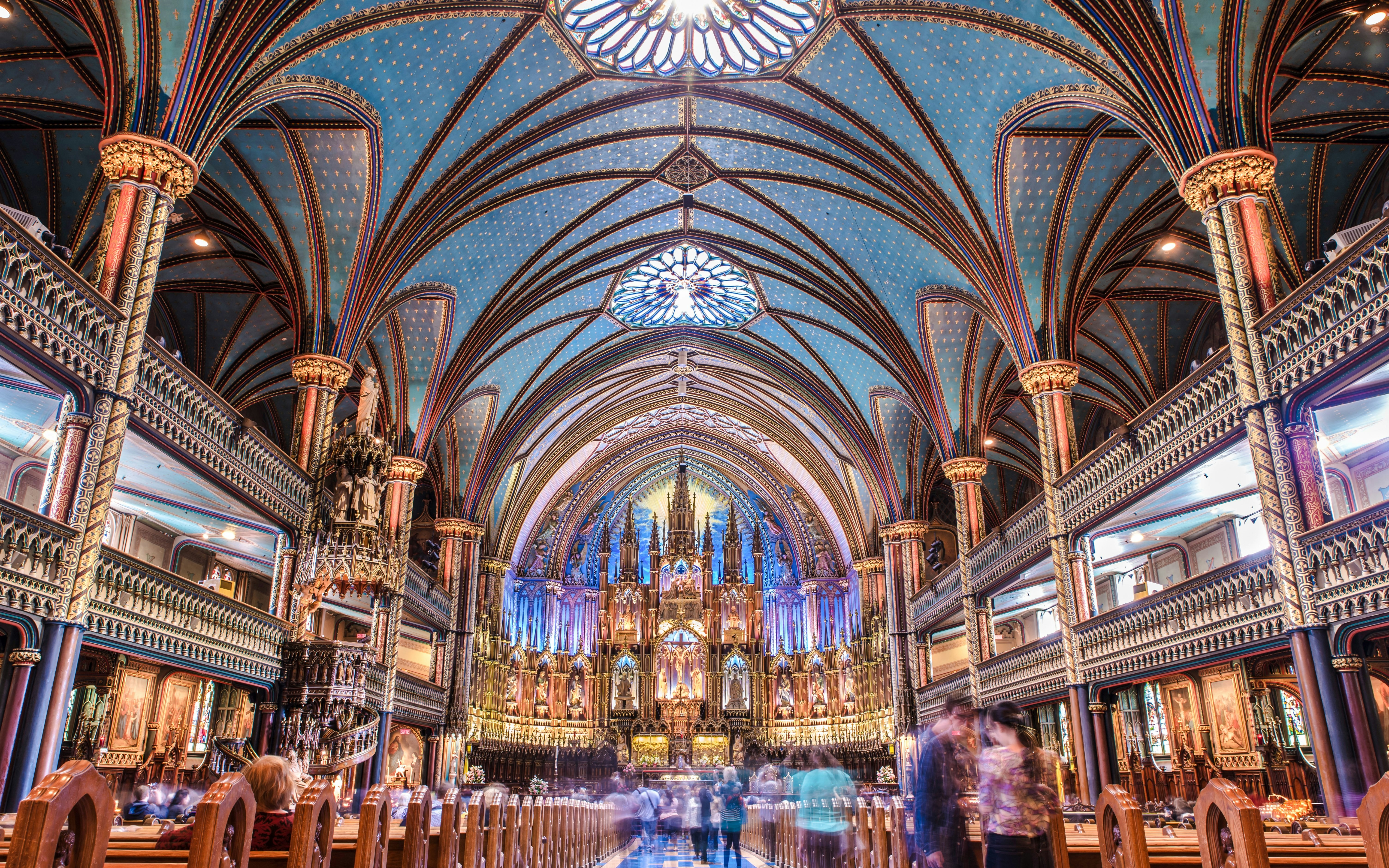 Notre-Dame nave interior