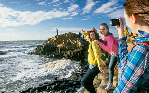 From Dublin: Giant's Causeway, Dark of Hedges & Belfast Full-Day Tour